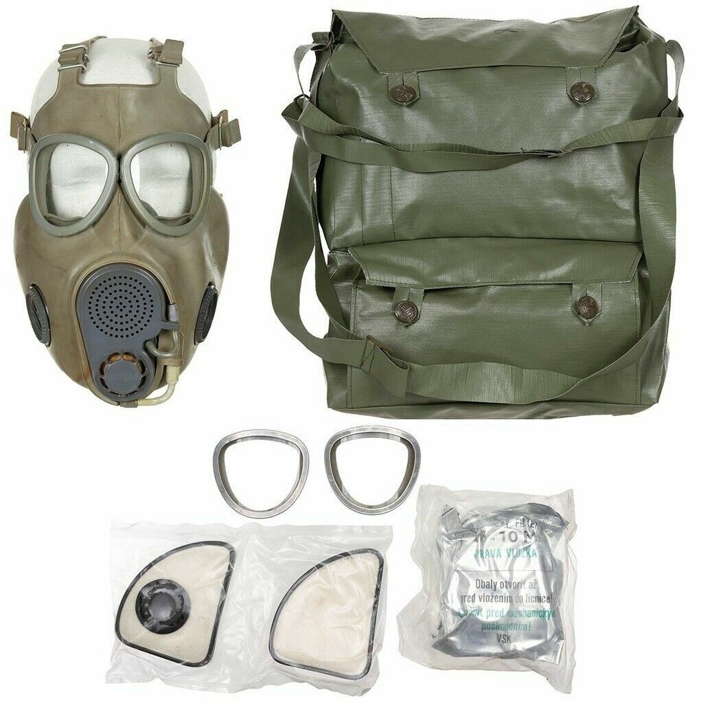 Czech Army Respirator with haversack 