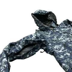 US Navy Blue Digital Camo GORE-TEX ECW Parka - MED-XSHORT [JR304]