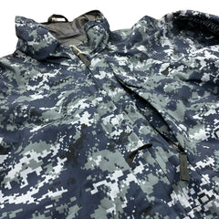 US Navy Blue Digital Camo GORE-TEX ECW Parka - MED-XSHORT [JR304]