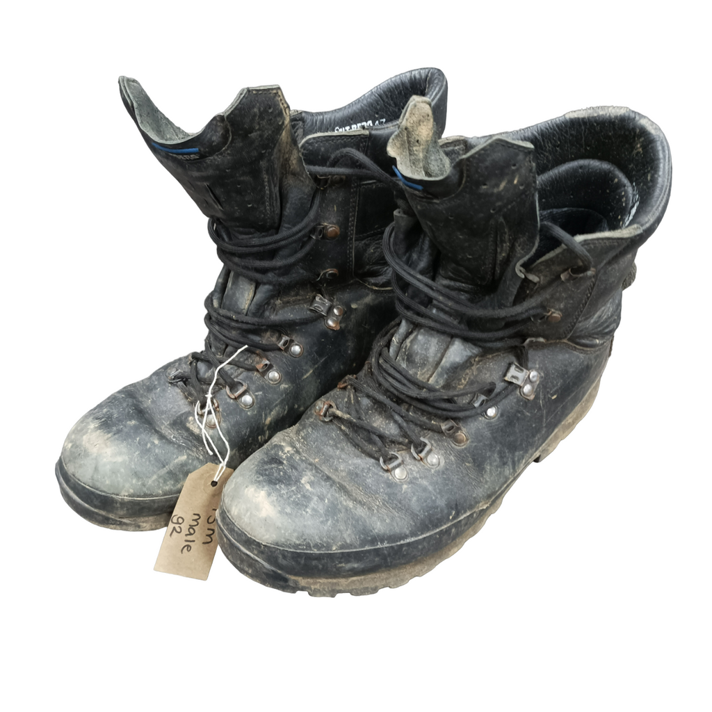 ALTBERG Defender Black Leather Combat Boots – Pools Surplus Stores