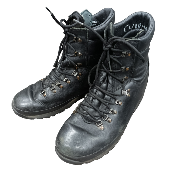 ALTBERG Defender Black Leather Combat Boots