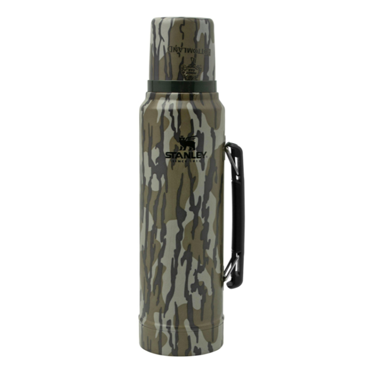 Stanley Legendary Classic Vaccum Flask - 1 Litre - Mossy Oak Bottomlands Camo