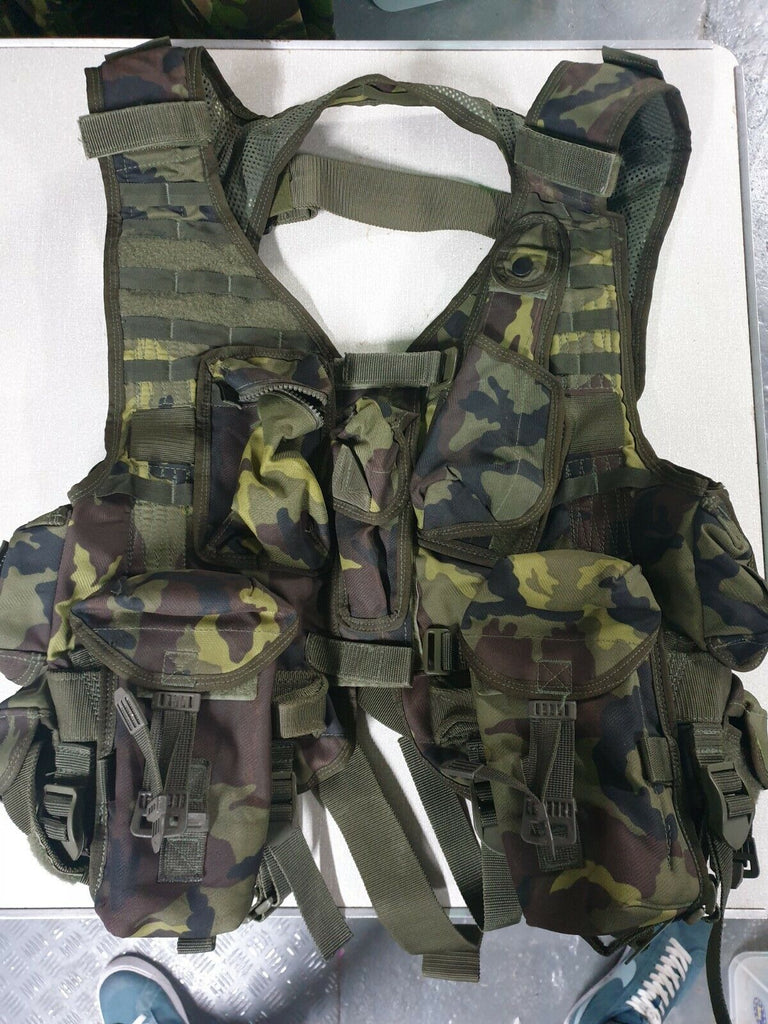 Czech Army M95 Assault Vest with pouches and adjustable straps 