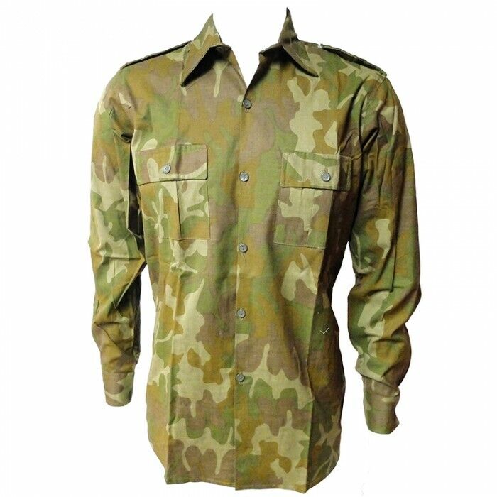 Romanian Army Combat Shirt in M90 Leaf Pattern with shoulder epaulettes 