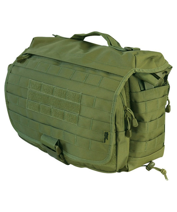 Kombat Olive Green Operators Grab Bag 25 Litre with padded shoulder straps and carrying handle